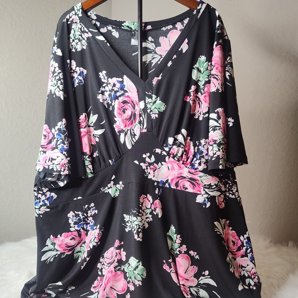 Torrid Babydoll Top Women 3 Black Pink Floral Rose V-Neck Short Sleeve 11256275